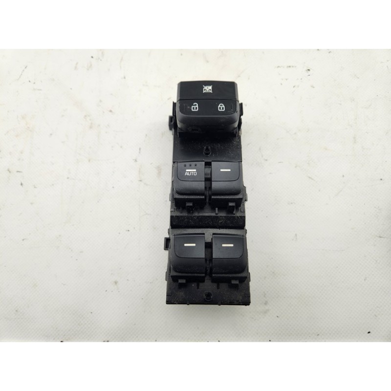 MANDO ELEVALUNAS DELANTERO IZQUIERDO 93570G5310 