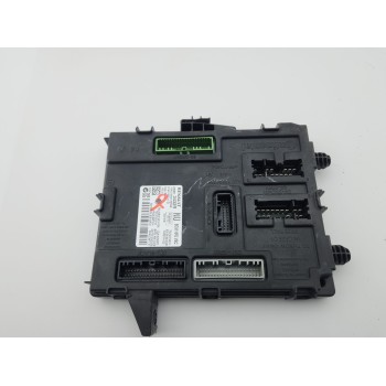 CAJA RELES / FUSIBLES 284B13432R 