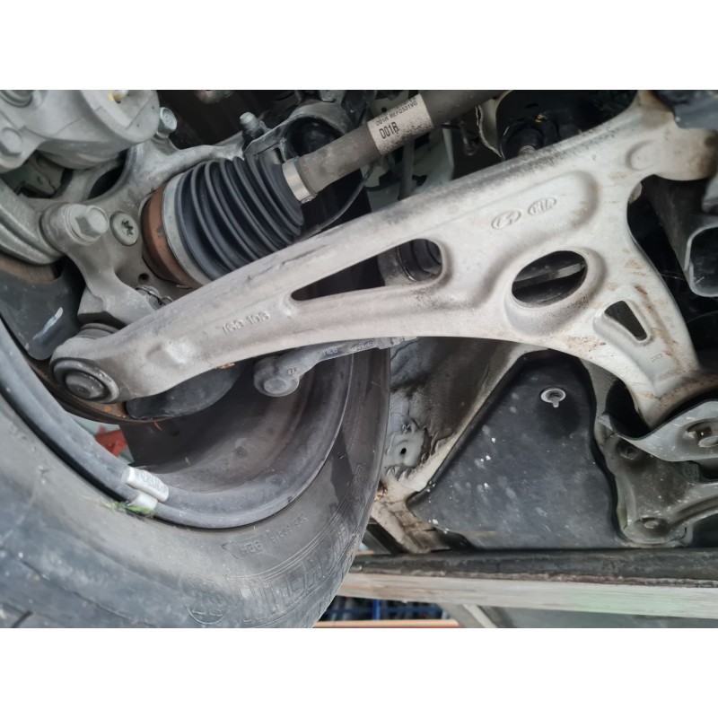 BRAZO SUSPENSION INFERIOR DELANTERO DERECHO 54501G2100 