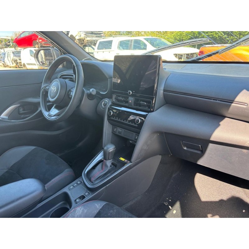 toyota yaris cross del año 2024