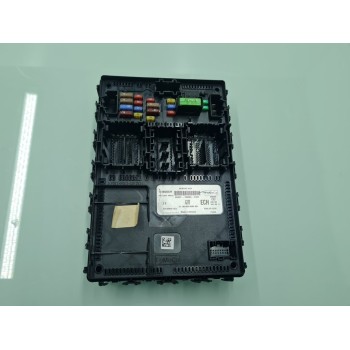 CAJA RELES / FUSIBLES HU5T15604ECH 