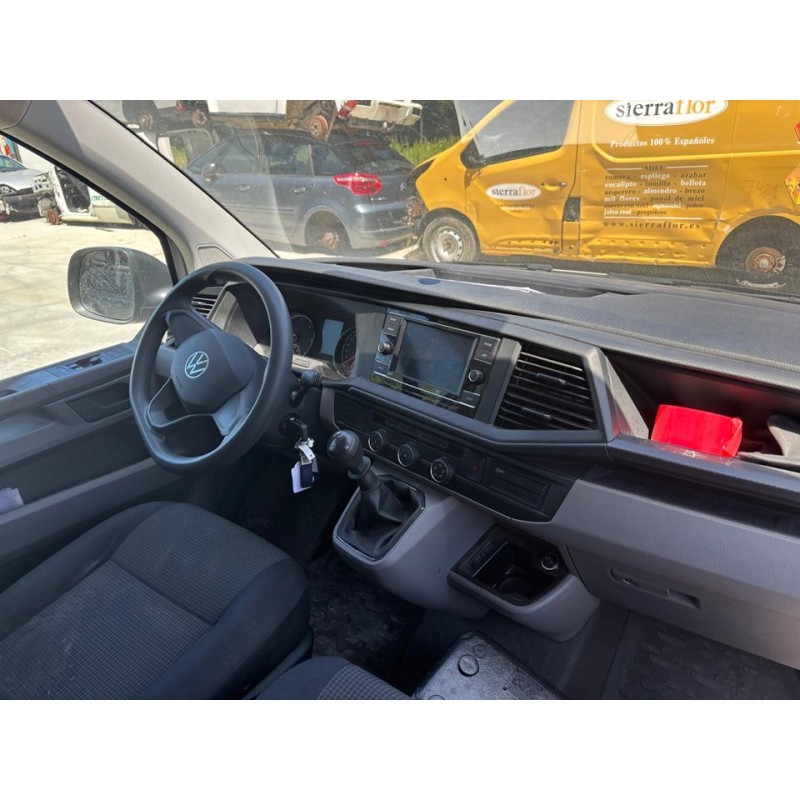 volkswagen t6.1 transporter furgón (sh) del año 2024