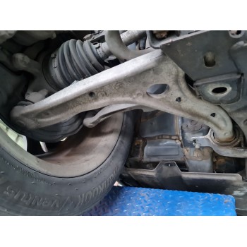 BRAZO SUSPENSION INFERIOR DELANTERO DERECHO A1563300200 