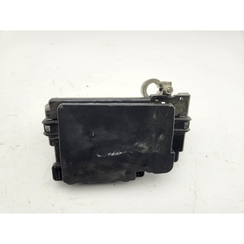 CAJA RELES / FUSIBLES 2Q0937548D 