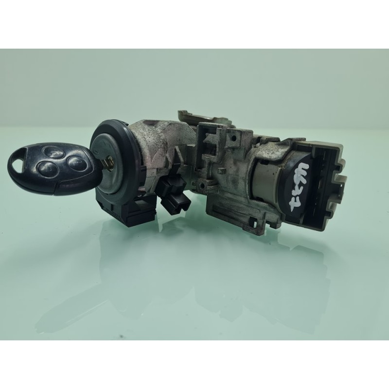 CONMUTADOR DE ARRANQUE 8A6T15607AB 
