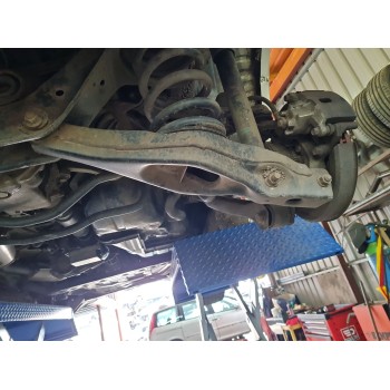 BRAZO SUSPENSION TRASERO DERECHO MR418558 
