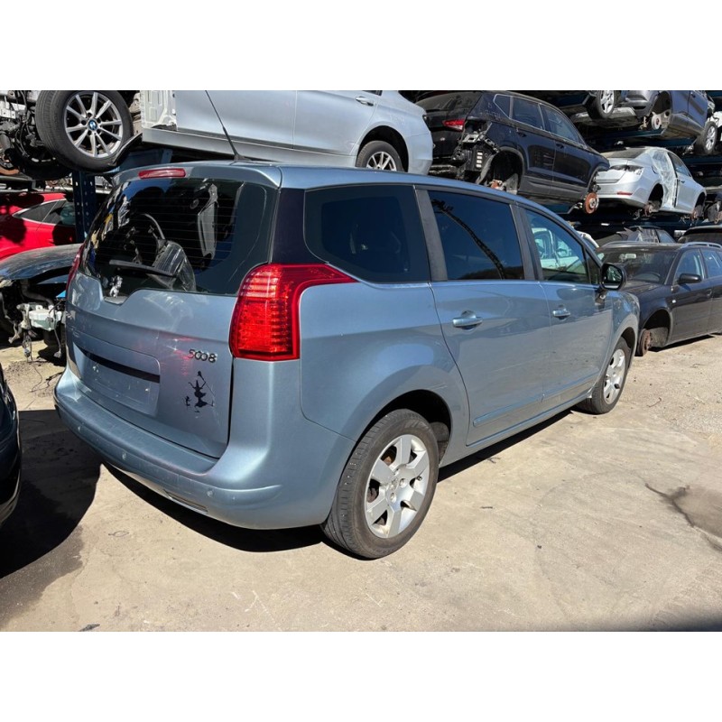 peugeot 5008 del año 2010
