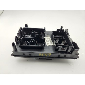 CAJA RELES / FUSIBLES 13368644 