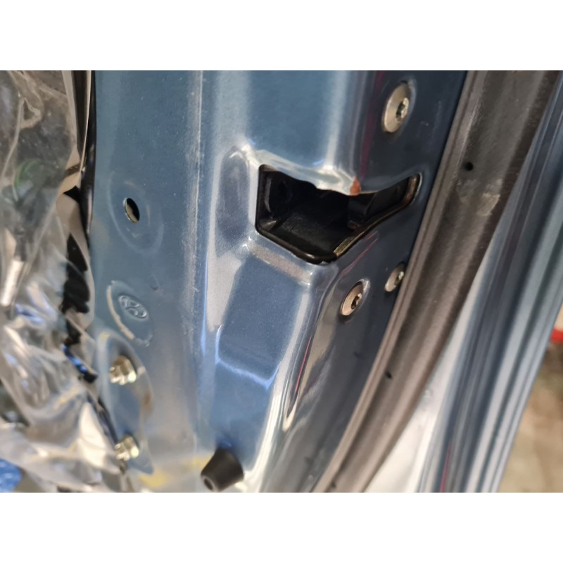 CERRADURA PUERTA DELANTERA DERECHA 81320C8040 