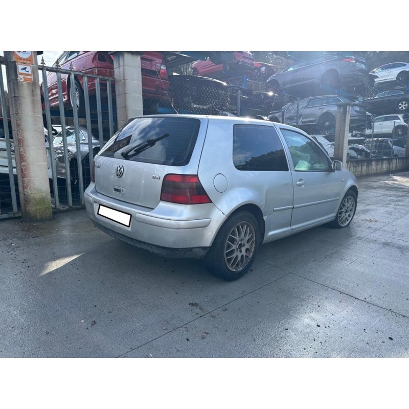 VOLKSWAGEN GOLF IV BERLINA (1J1)