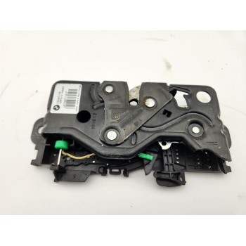 CERRADURA MALETERO / PORTON UK735711217 