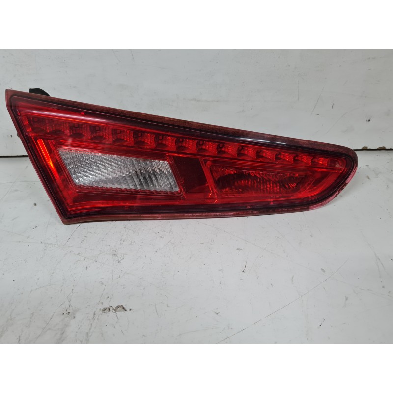 PILOTO TRASERO IZQUIERDO INTERIOR 50531133 