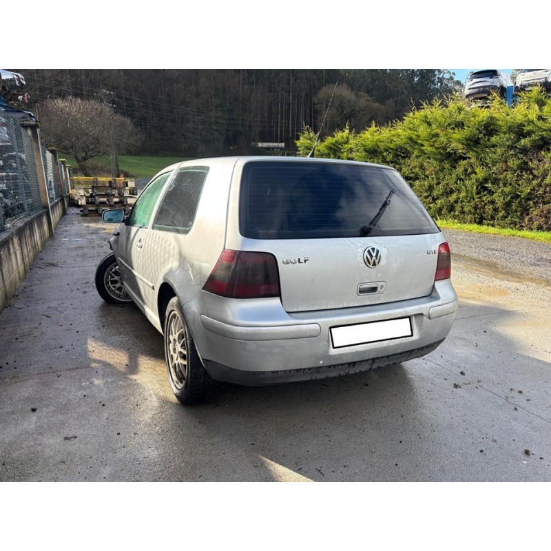 volkswagen golf iv berlina (1j1) del año 2003
