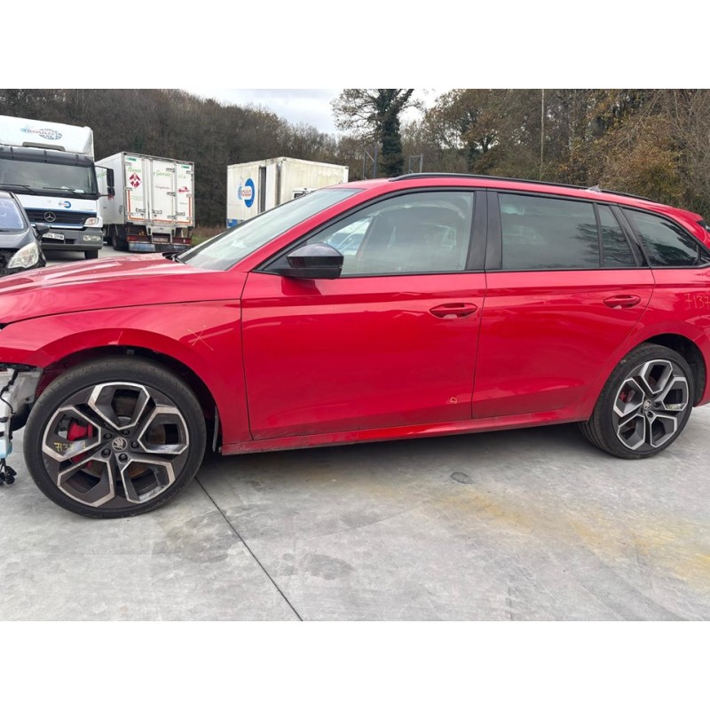 SKODA OCTAVIA COMBI (NX5)