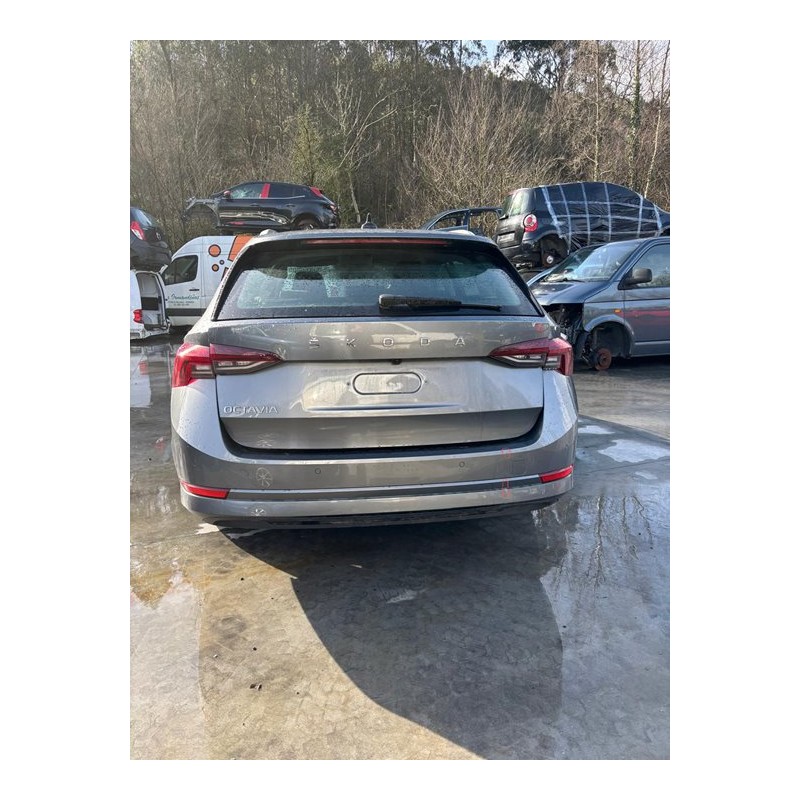 skoda octavia combi (nx5) del año 2023