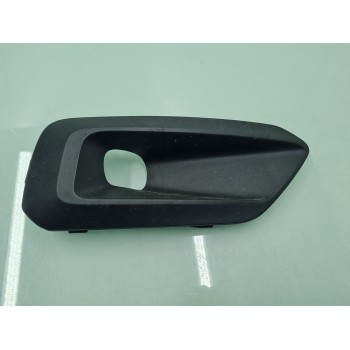 MOLDURA PARAGOLPE DELANTERA DERECHA 31449344 