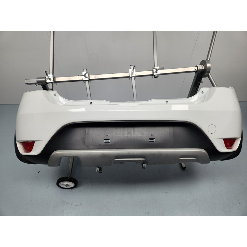 PARAGOLPES TRASERO 