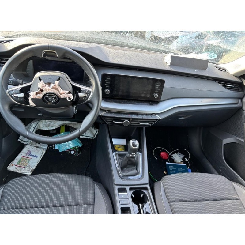 skoda octavia combi (nx5) del año 2023