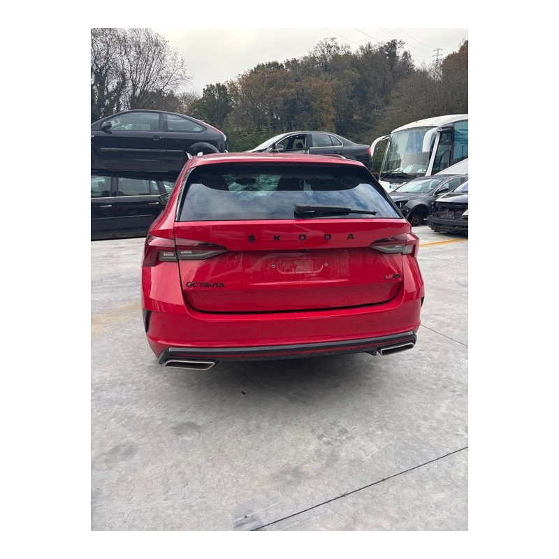 skoda octavia combi (nx5) del año 2023