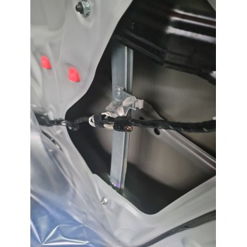 ELEVALUNAS TRASERO DERECHO 698300D440 / 6980352140 