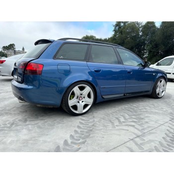 AUDI A4 AVANT (8E)
