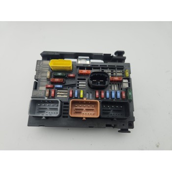 CAJA RELES / FUSIBLES 9675877980 