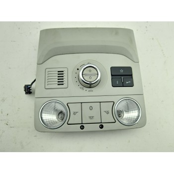 LUZ INTERIOR 3AA035624 / 1K9959561 