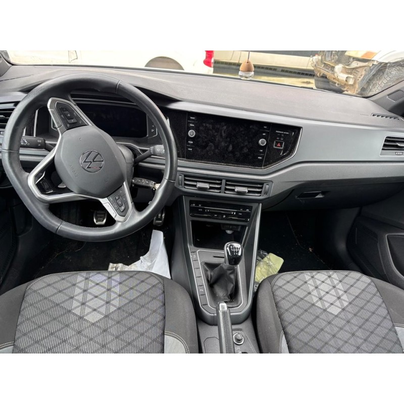 volkswagen polo vi (ae1) del año 2022