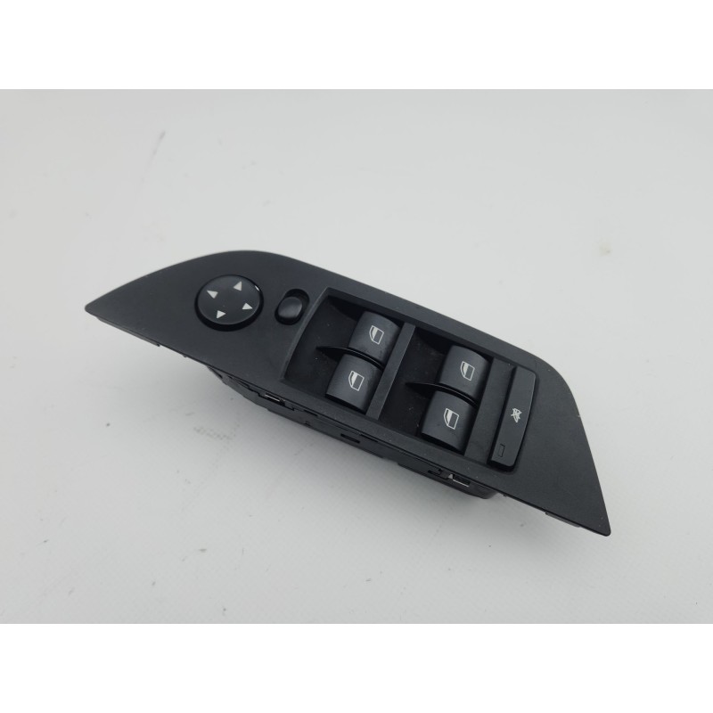 MANDO ELEVALUNAS DELANTERO IZQUIERDO 9216046 