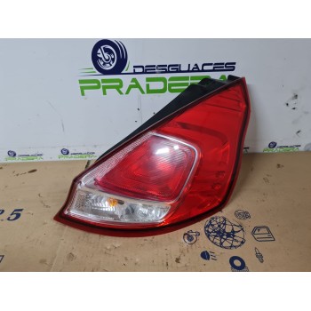 PILOTO TRASERO DERECHO C1BB13404A 