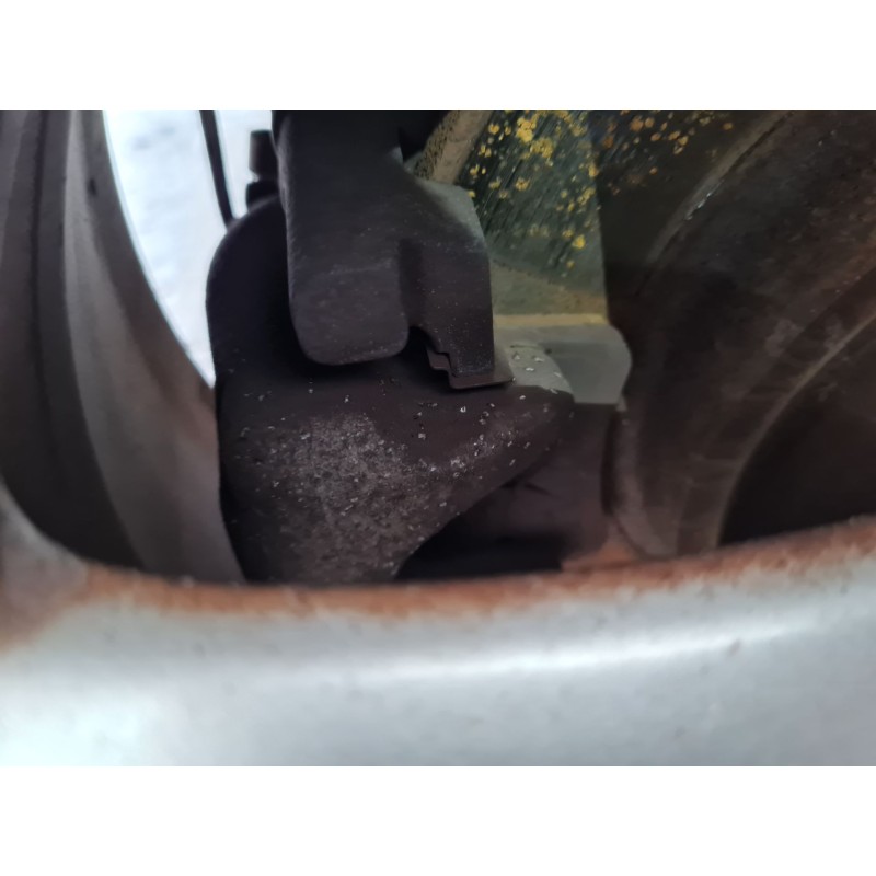 PINZA DE FRENO TRASERA DERECHA 