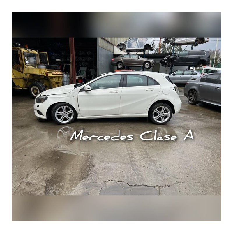 MERCEDES-BENZ CLASE A (W176)