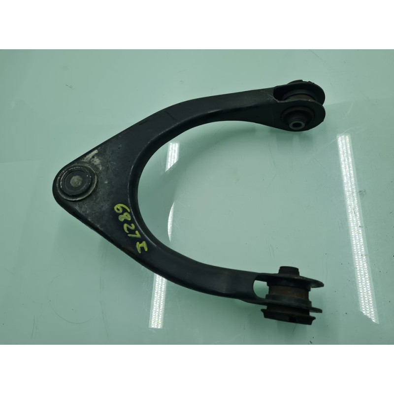 BRAZO SUSPENSION SUPERIOR DELANTERO IZQUIERDO 