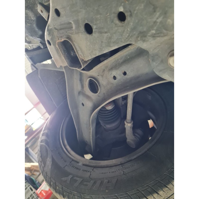 BRAZO SUSPENSION INFERIOR DELANTERO DERECHO 54501C8000 