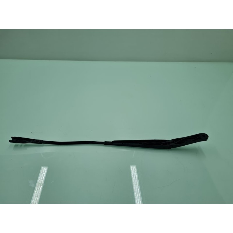 BRAZO LIMPIA DELANTERO DERECHO 80B955408 