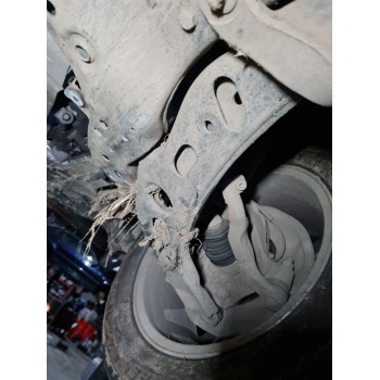 BRAZO SUSPENSION INFERIOR DELANTERO DERECHO 