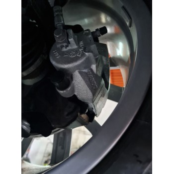 PINZA DE FRENO DELANTERA IZQUIERDA 2Q0615123 