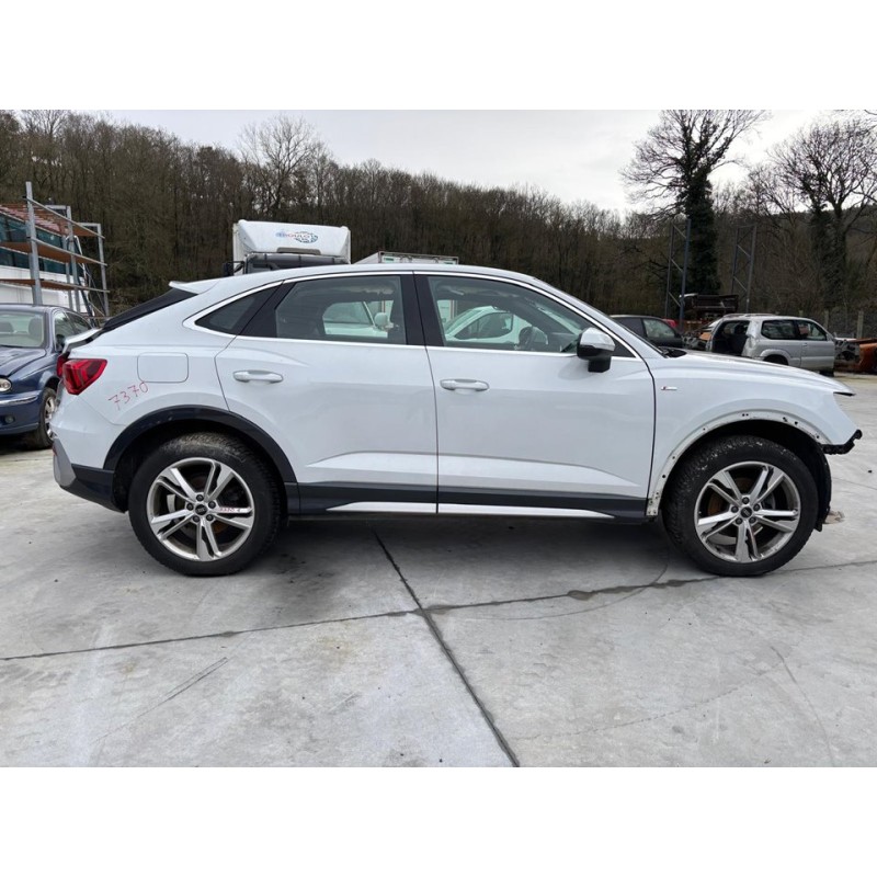 AUDI Q3 SPORTBACK (F3N)