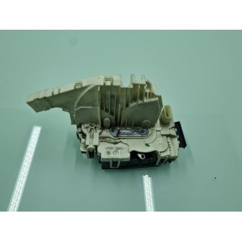 CERRADURA PUERTA DELANTERA IZQUIERDA A1667200135 