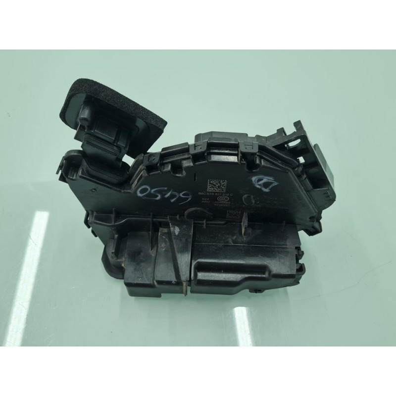 CERRADURA PUERTA DELANTERA DERECHA 5TB837016C 