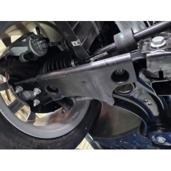 BRAZO SUSPENSION INFERIOR DELANTERO DERECHO 2Q0407152E 