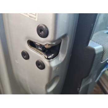 CERRADURA PUERTA DELANTERA IZQUIERDA 