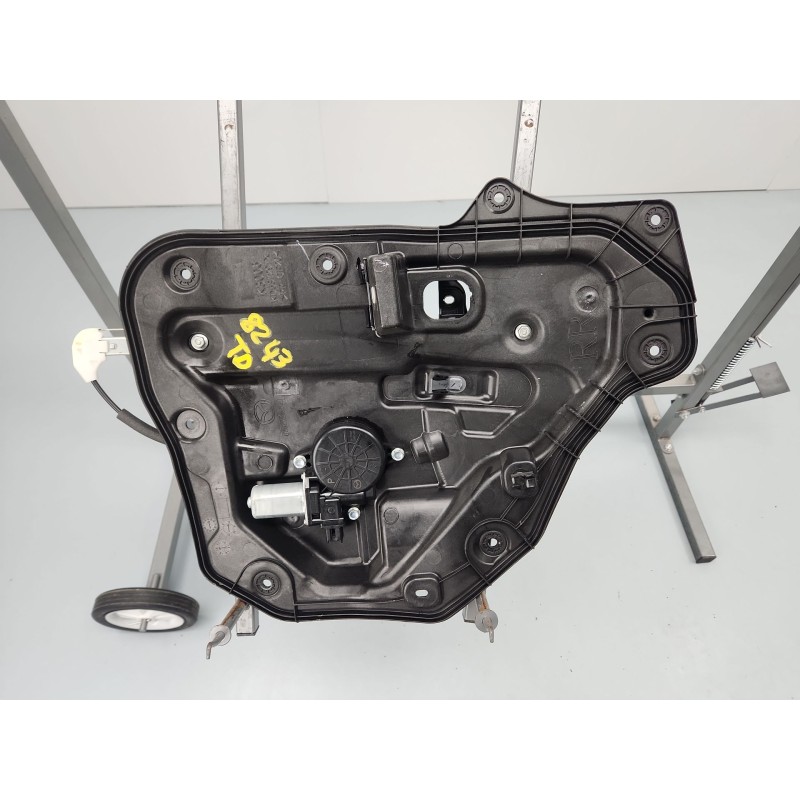 ELEVALUNAS TRASERO DERECHO KD537297X 
