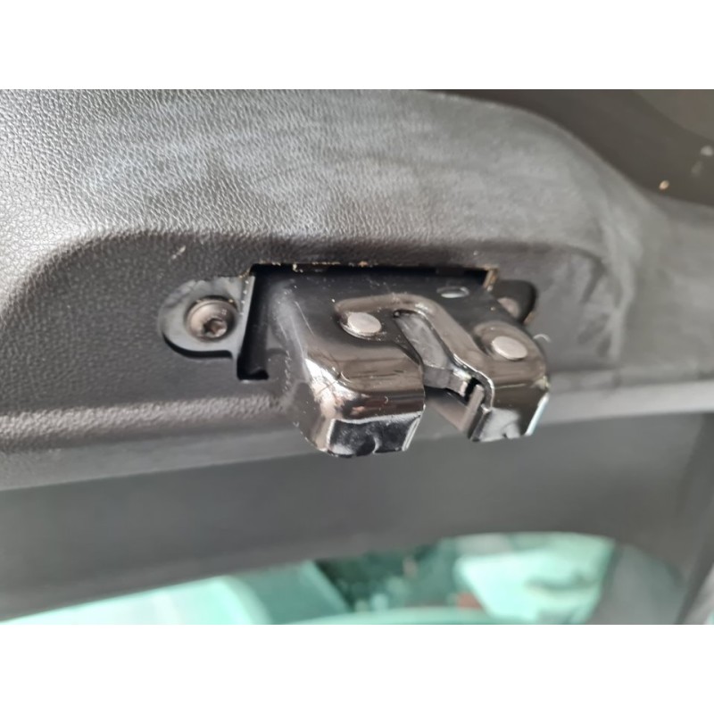 CERRADURA MALETERO / PORTON 
