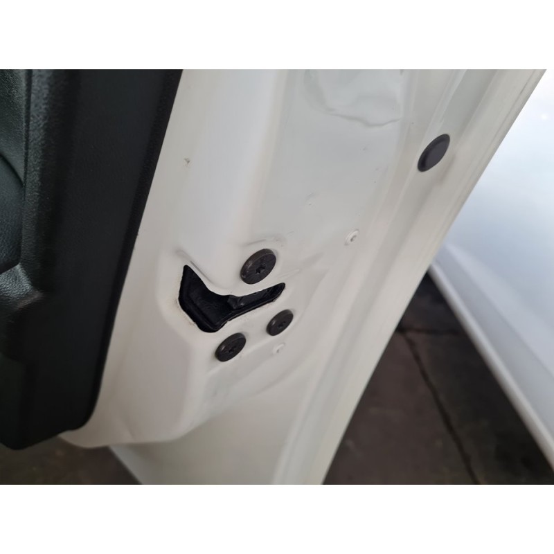 CERRADURA PUERTA DELANTERA DERECHA 