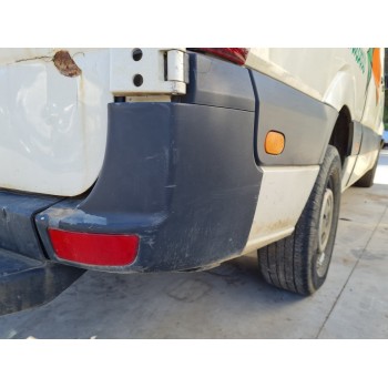 PUNTERA PARAGOLPES TRASERA DERECHA 