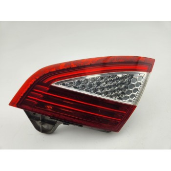 PILOTO TRASERO DERECHO INTERIOR 7S7113A602NF 
