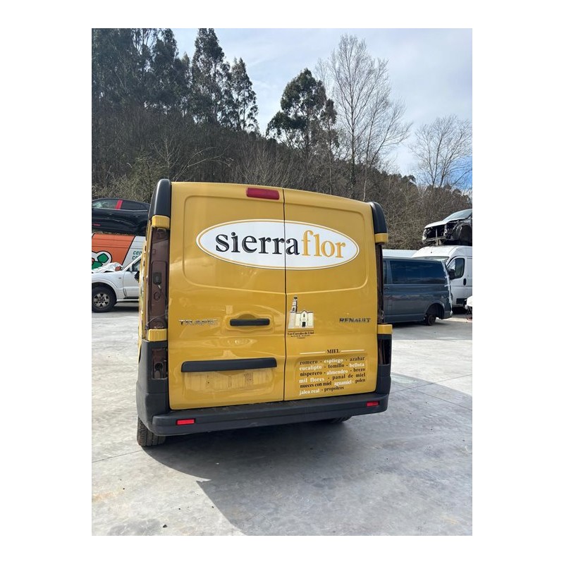 renault trafic furgón del año 2021