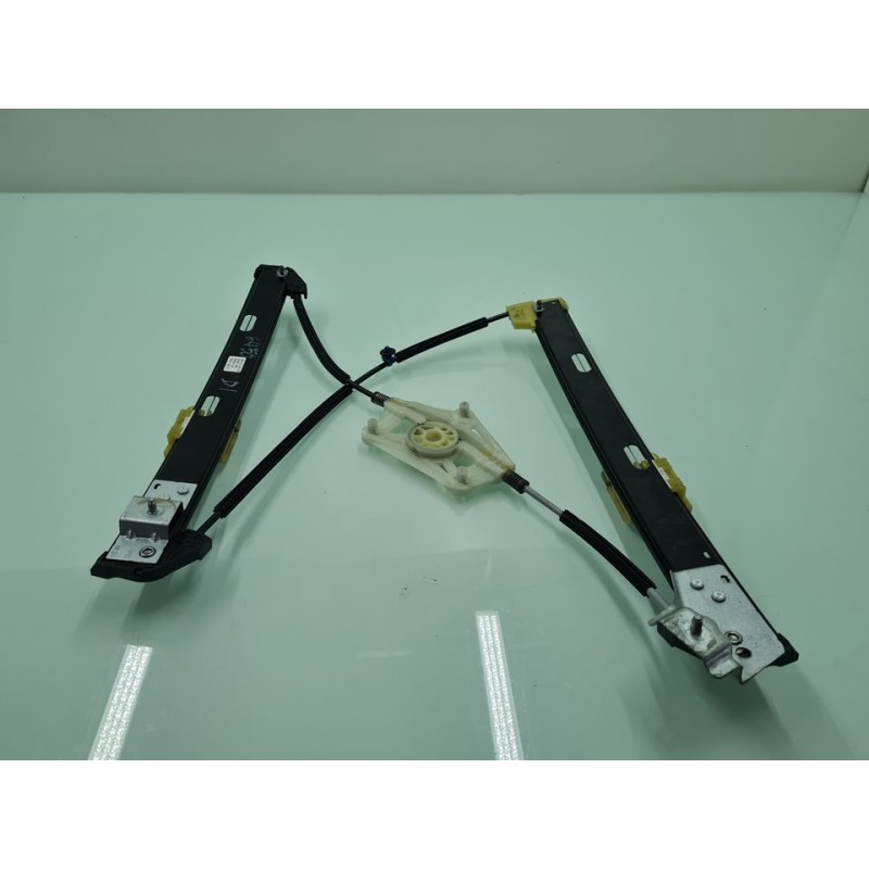 ELEVALUNAS DELANTERO IZQUIERDO 5FA837461A 