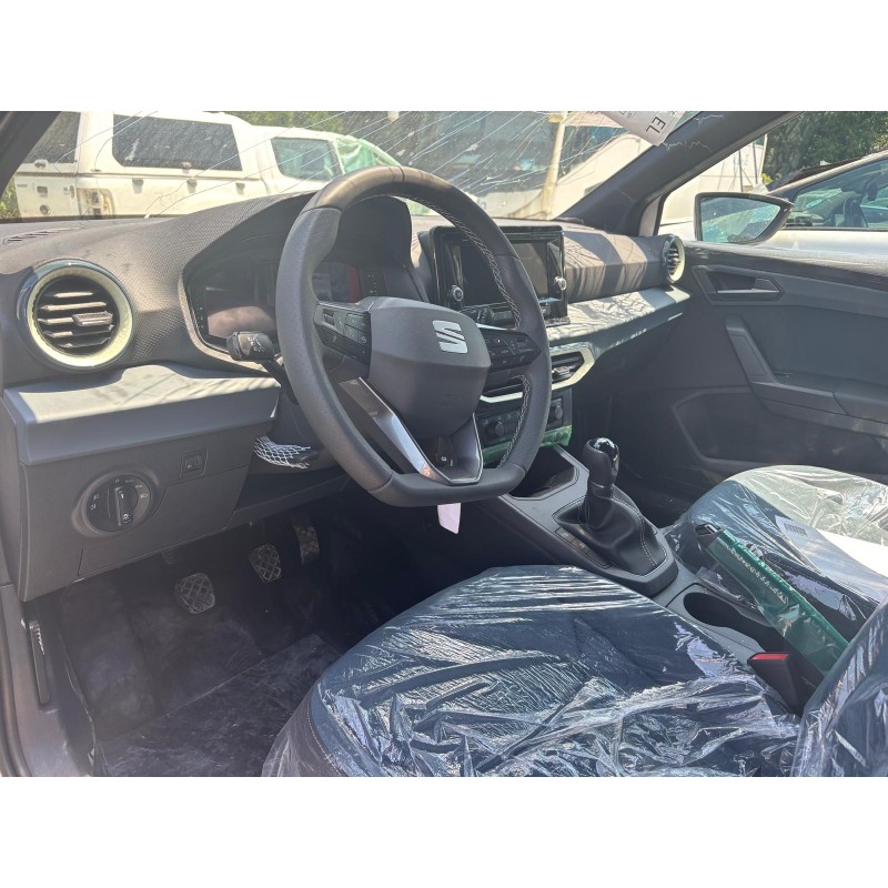 seat arona (kj7, kjp) del año 2017